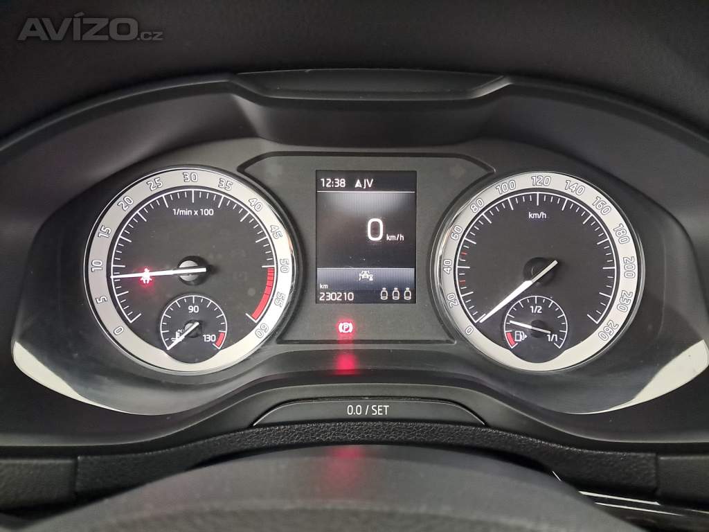 Foto inzerátu Skoda Karoq 1.6 TDI