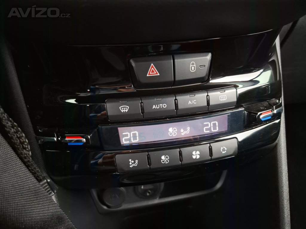 Foto inzerátu Peugeot 208 1.2 PureTech
