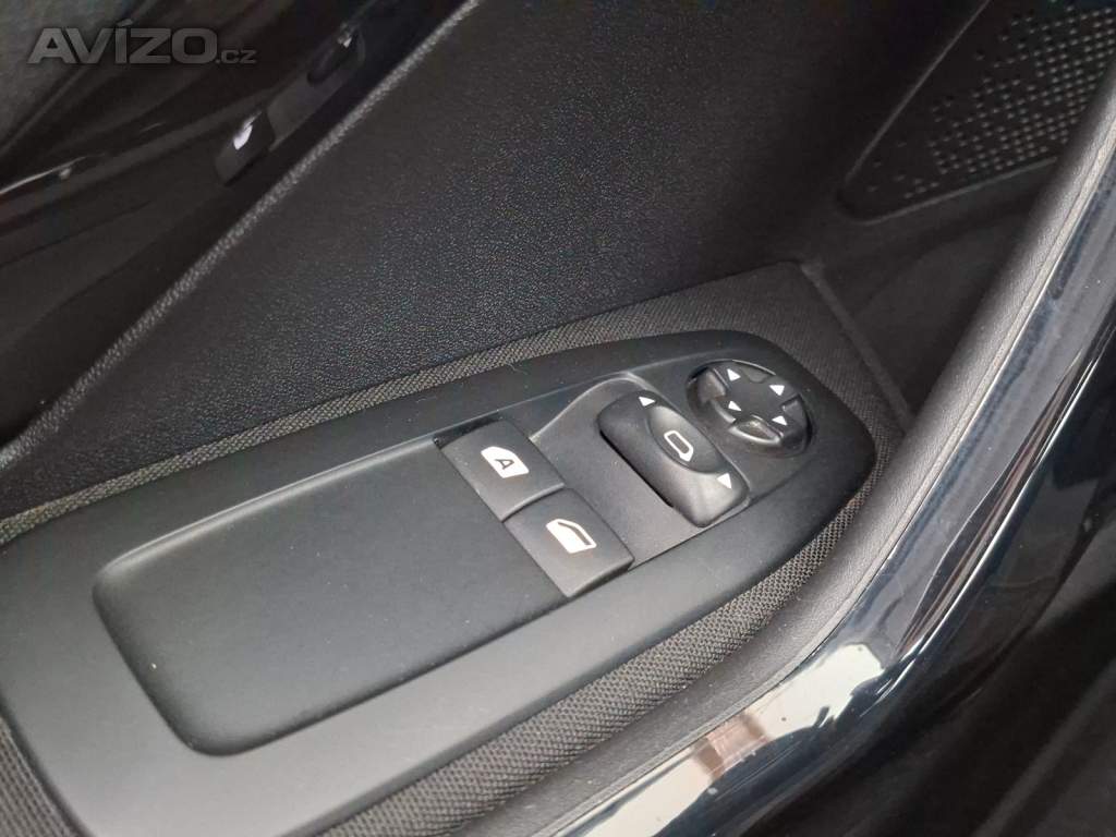 Foto inzerátu Peugeot 208 1.2 PureTech