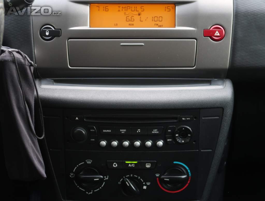 Foto inzerátu Citroen C4 1.4 16V