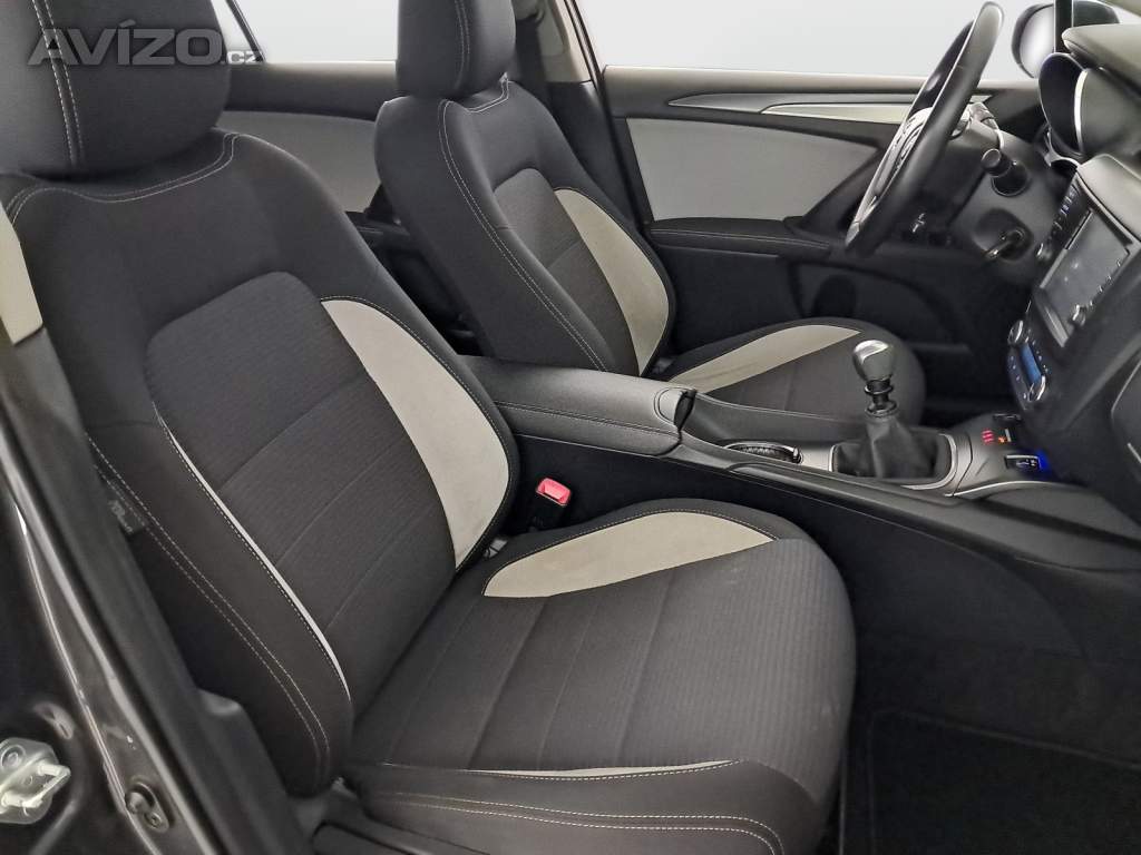 Foto inzerátu Toyota Avensis 2.0 D-4D