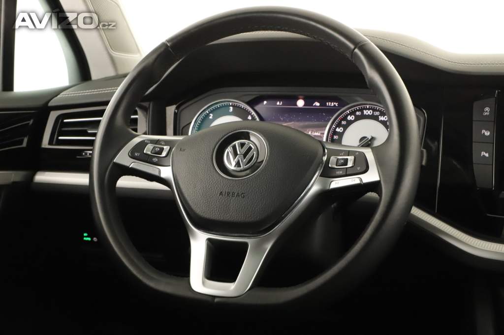 Foto inzerátu VW Touareg 3.0 TDI