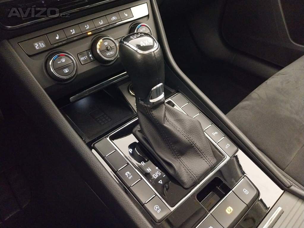 Foto inzerátu Skoda Superb 2.0 TDI