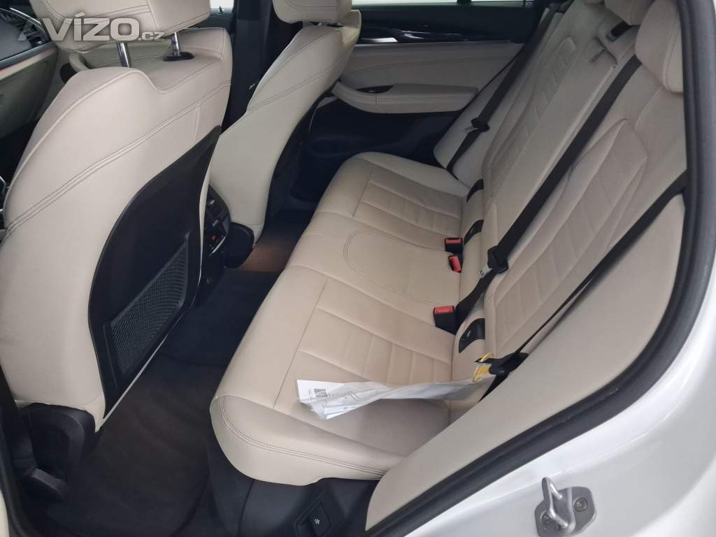 Foto inzerátu BMW X4 M40d