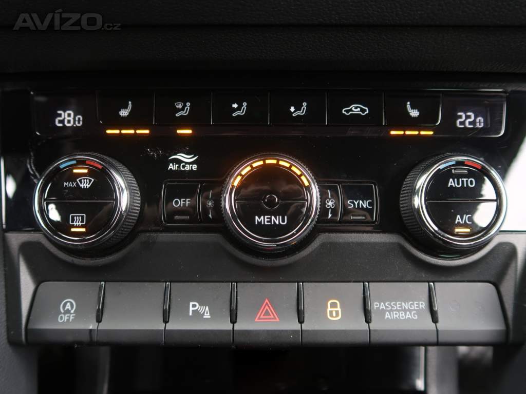 Foto inzerátu Skoda Karoq 2.0 TDI