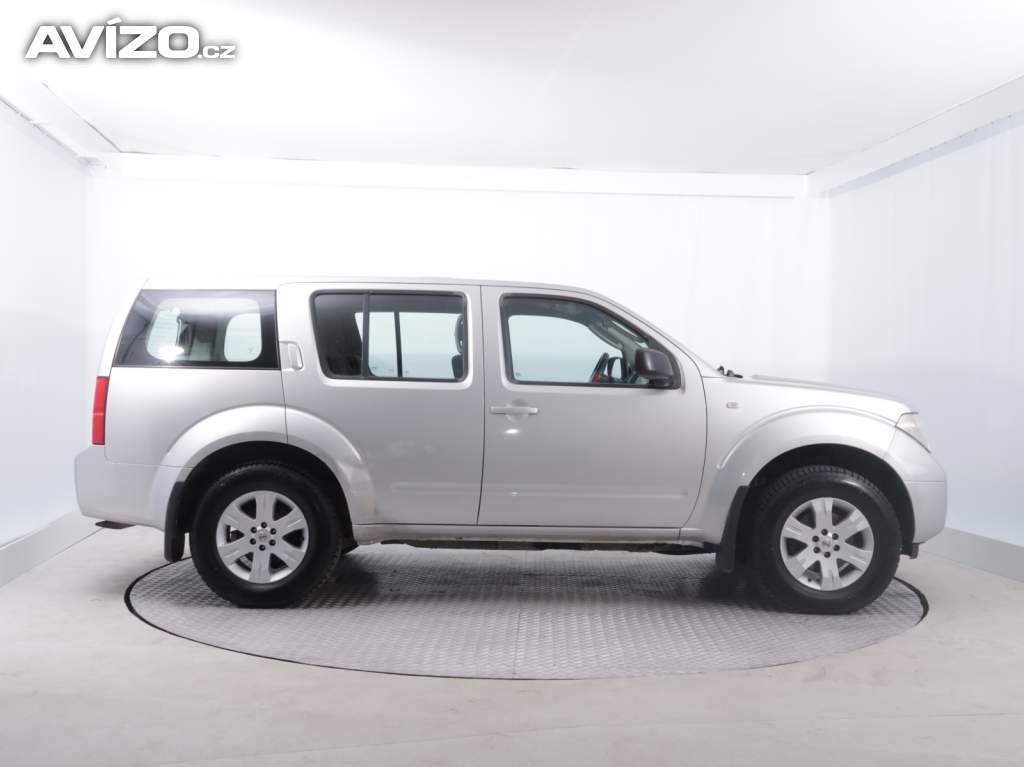 Foto inzerátu Nissan Pathfinder 2.5 dCi