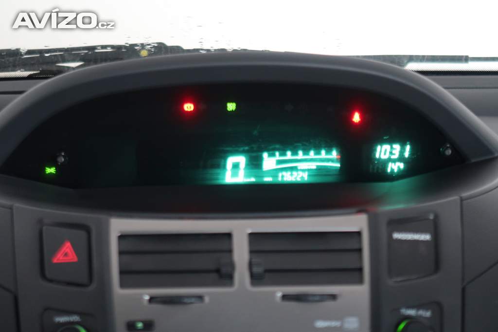 Foto inzerátu Toyota Yaris 1.33 Dual VVT-i