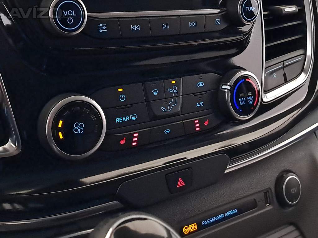 Foto inzerátu Ford Tourneo Custom 2.0 EcoBlue mHEV