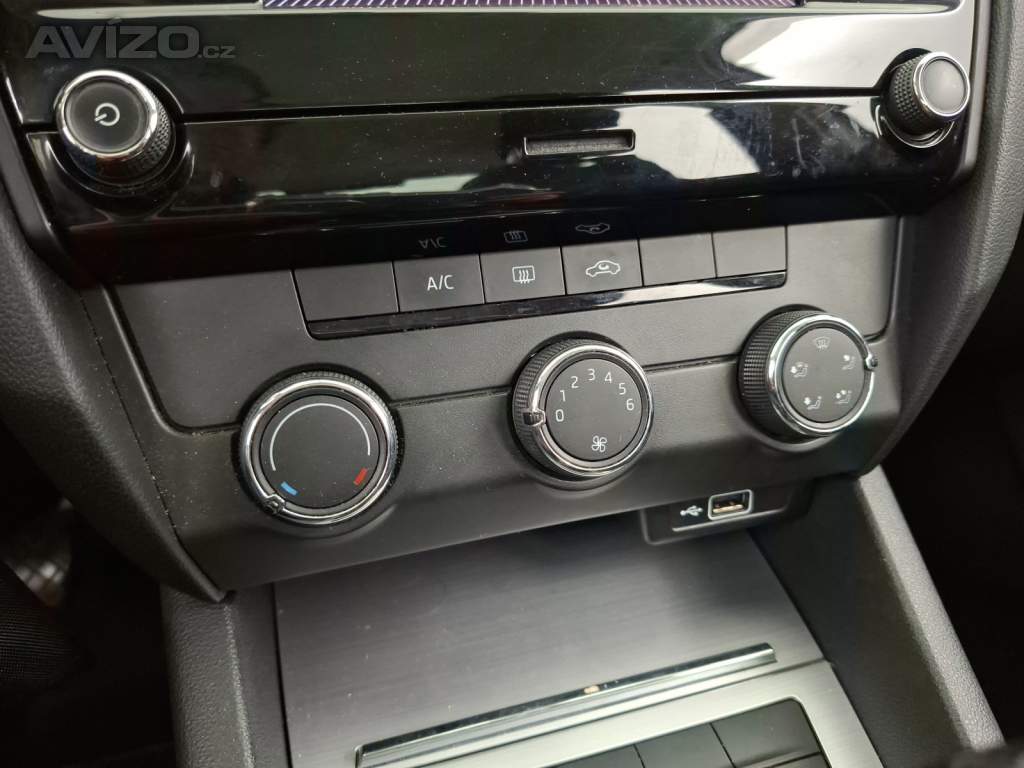 Foto inzerátu Skoda Octavia 1.0 TSI