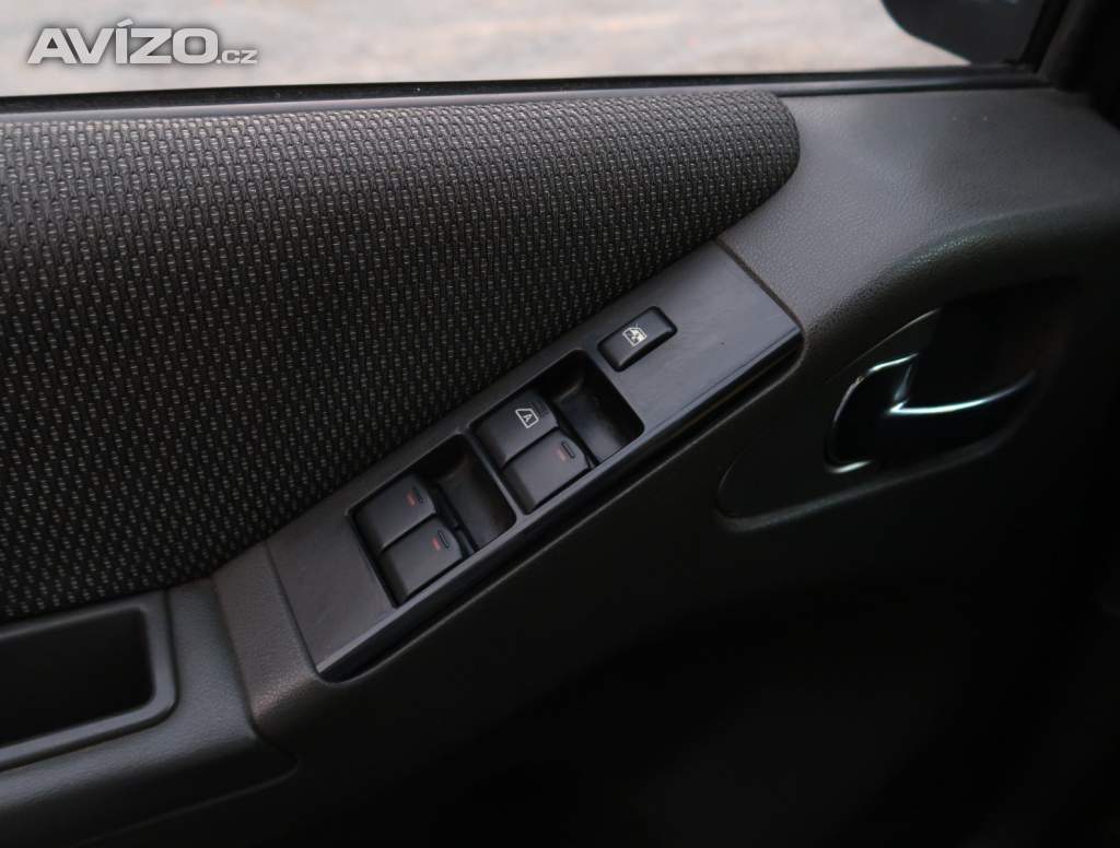 Foto inzerátu Nissan Navara 2.5 D