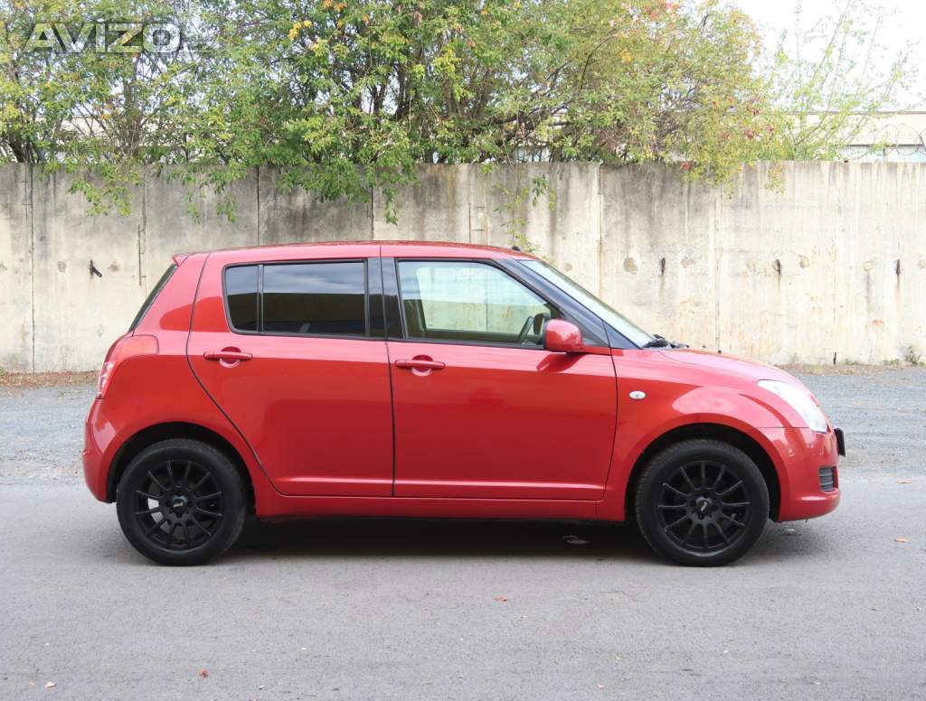 Foto inzerátu Suzuki Swift 1.3 i