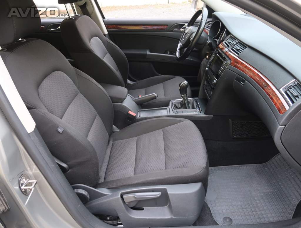 Foto inzerátu Skoda Superb 2.0 TDI