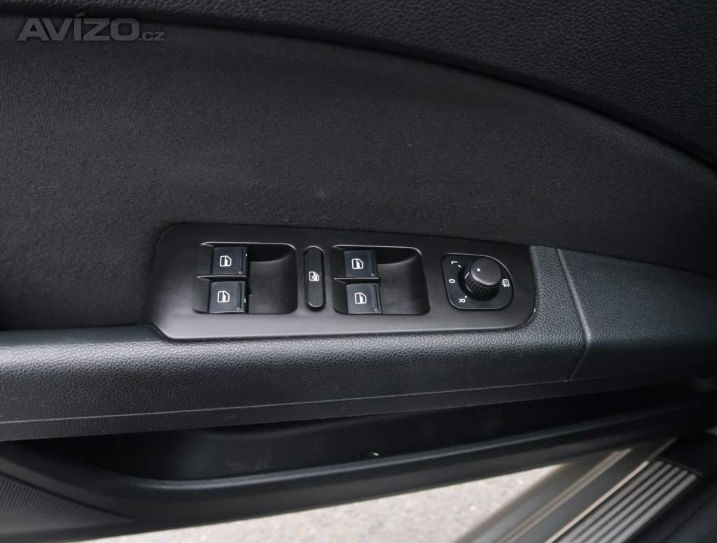 Foto inzerátu Skoda Superb 2.0 TDI