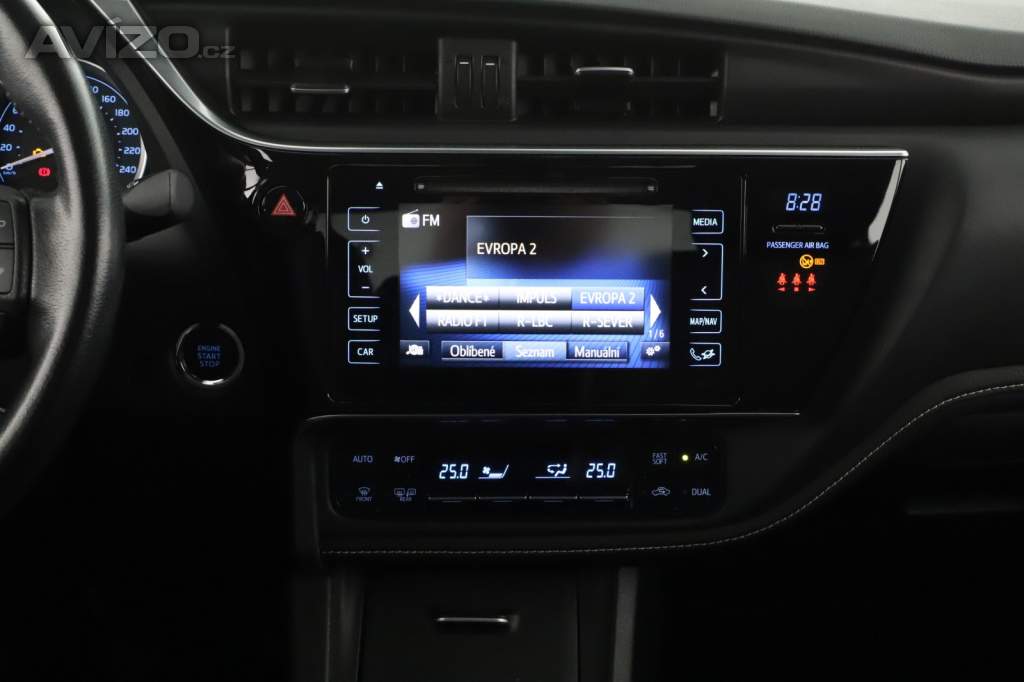 Foto inzerátu Toyota Corolla 1.6 Valvematic