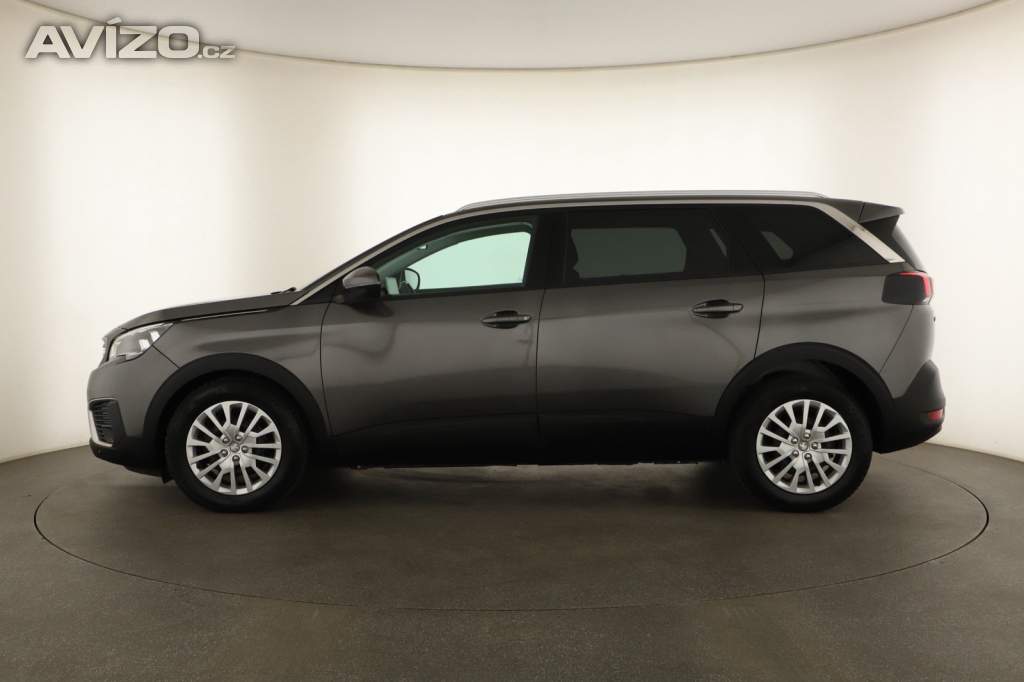 Foto inzerátu Peugeot 5008 PureTech 130