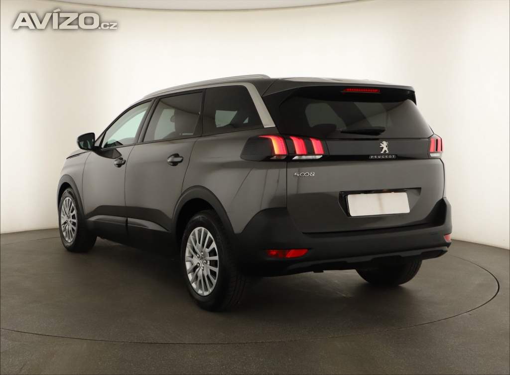 Foto inzerátu Peugeot 5008 PureTech 130