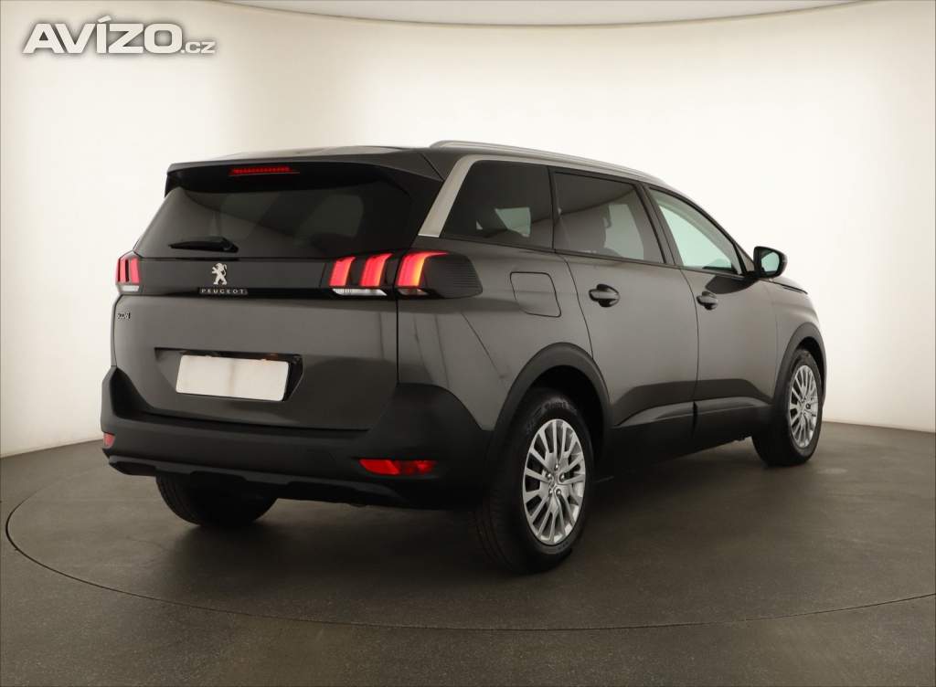 Foto inzerátu Peugeot 5008 PureTech 130