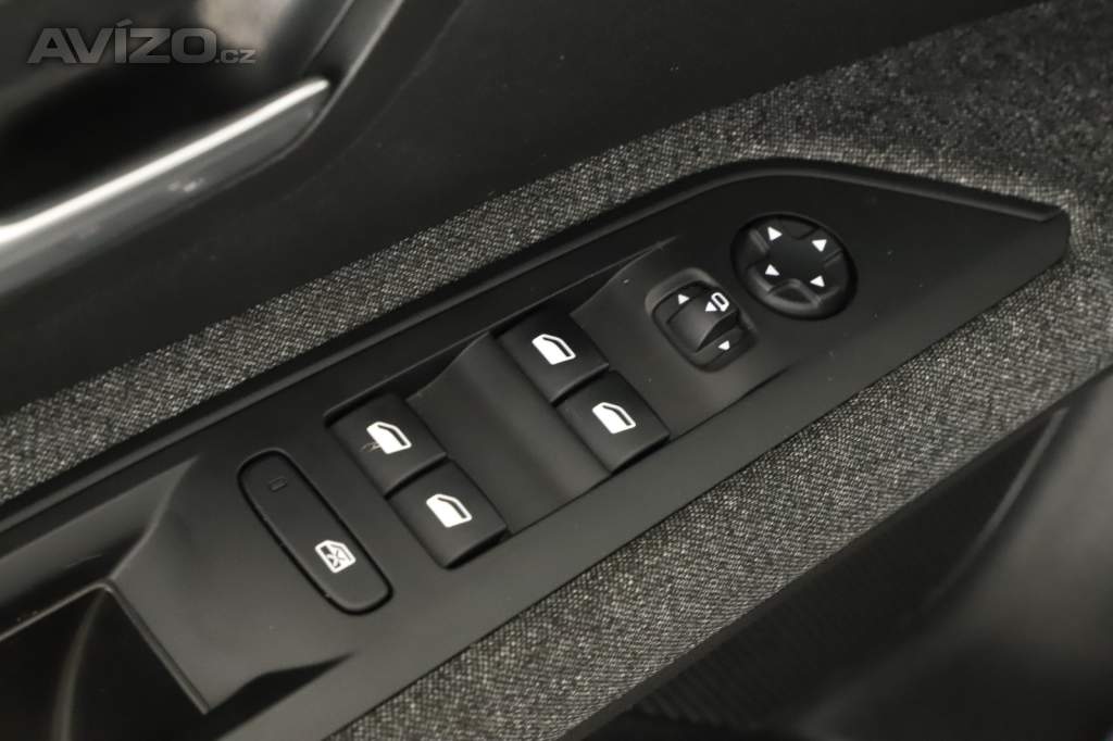 Foto inzerátu Peugeot 5008 PureTech 130