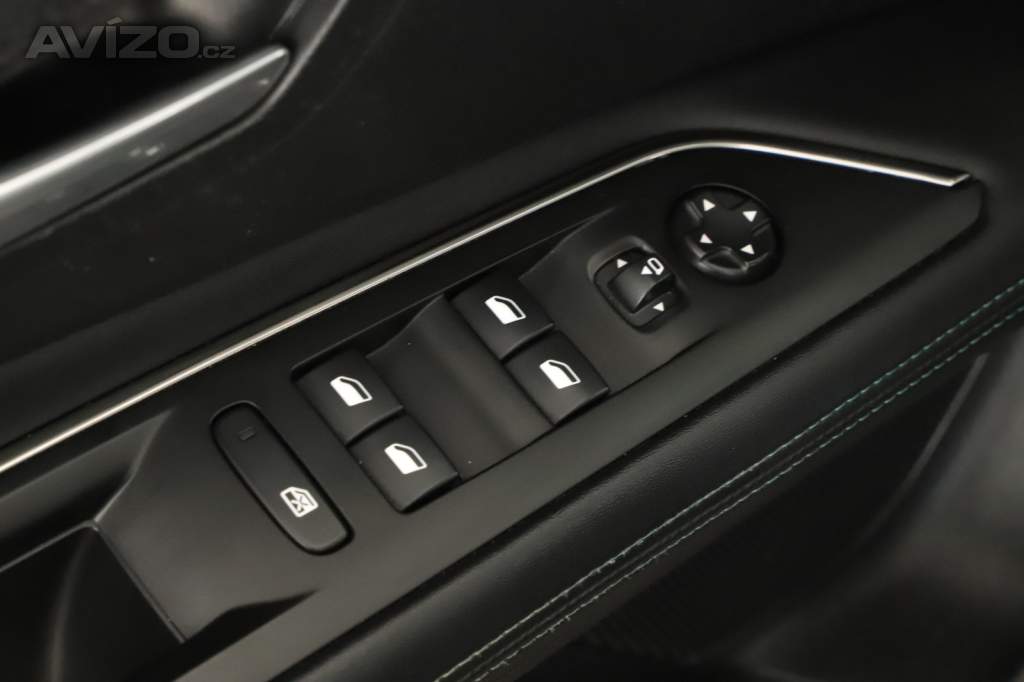 Foto inzerátu Peugeot 3008 1.5 BlueHDi