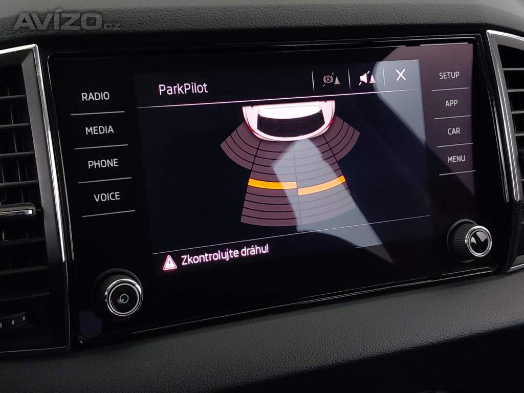 Foto inzerátu Skoda Karoq 1.6 TDI