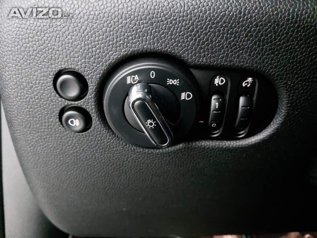 Foto inzerátu MINI 3-door Cooper