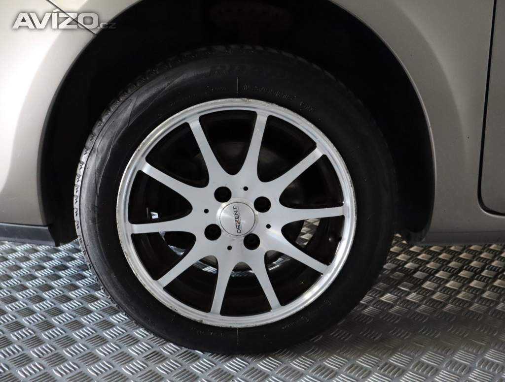 Foto inzerátu Renault Clio 1.2 16V