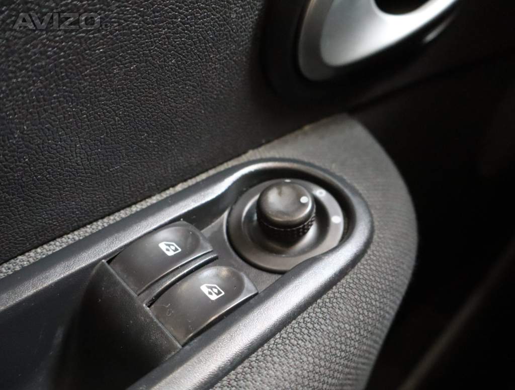Foto inzerátu Renault Clio 1.2 16V