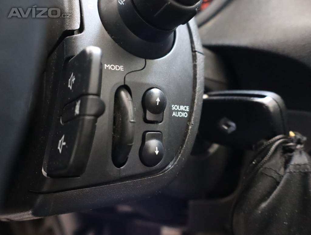 Foto inzerátu Renault Clio 1.2 16V