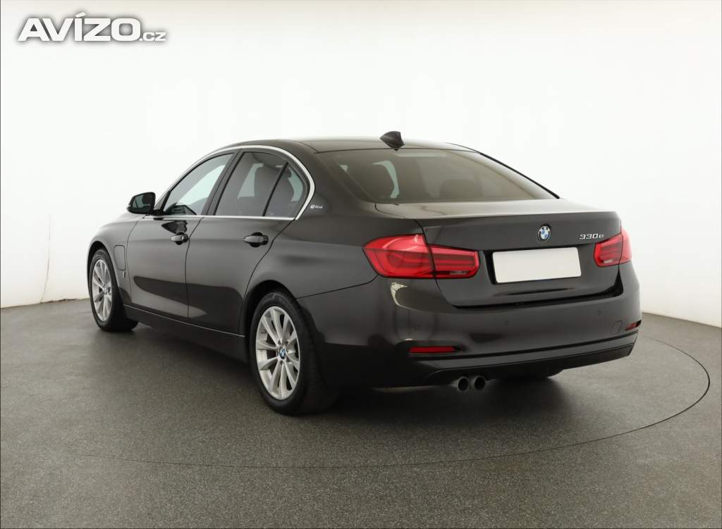 Foto inzerátu BMW 3 330e iPerformance