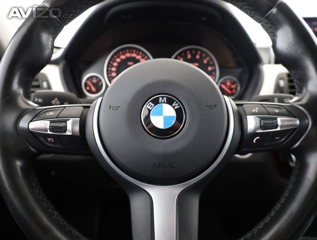 Foto inzerátu BMW 3 330e iPerformance
