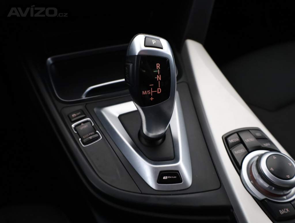 Foto inzerátu BMW 3 330e iPerformance