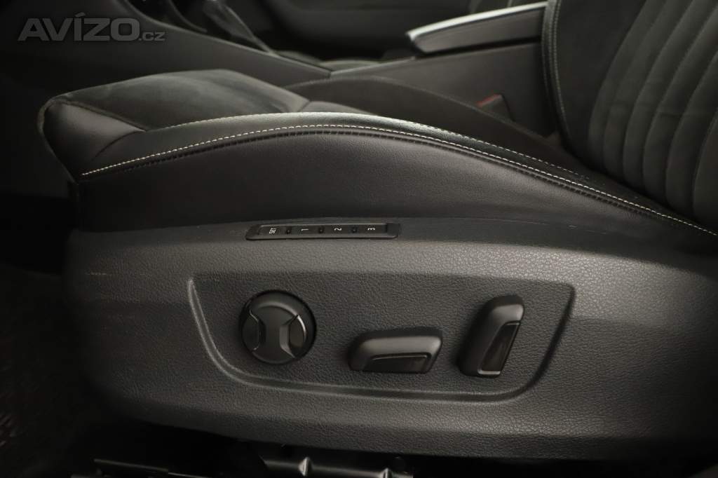 Foto inzerátu Skoda Superb 2.0 TDI