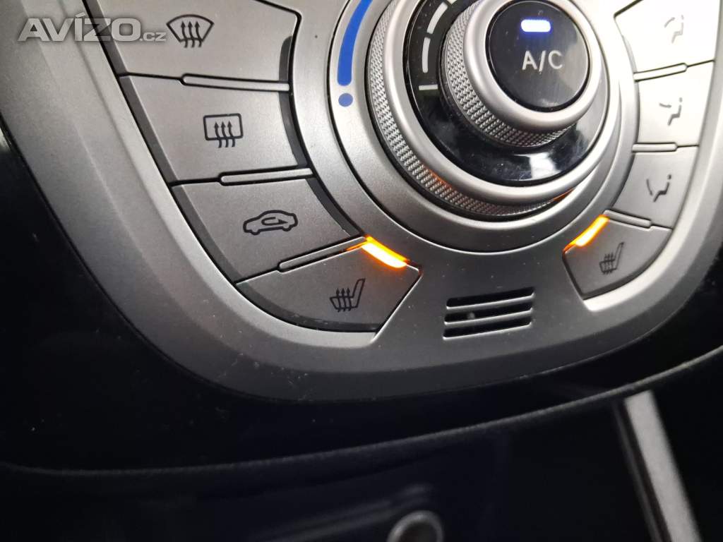 Foto inzerátu Hyundai ix20 1.6 CVVT