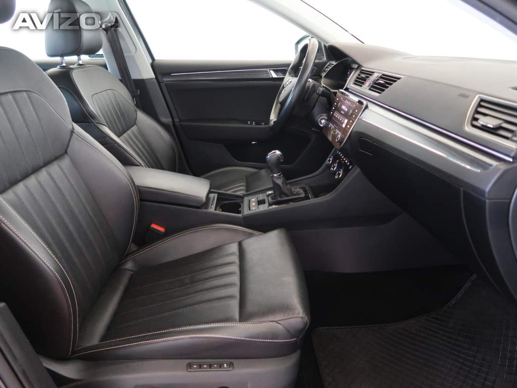 Foto inzerátu Skoda Superb 2.0 TDI