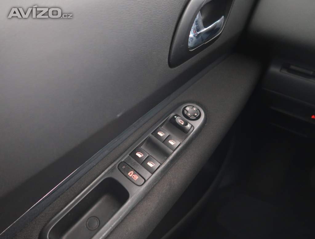 Foto inzerátu Peugeot 5008 2.0 HDI