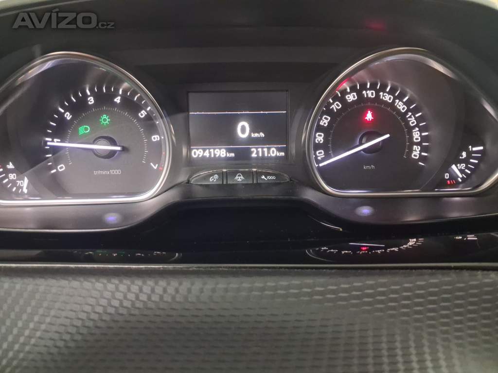 Foto inzerátu Peugeot 2008 1.2 PureTech
