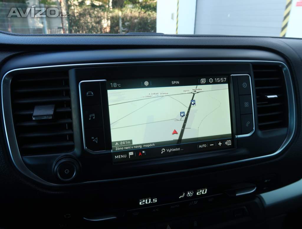 Foto inzerátu Peugeot Traveller 2.0 BlueHDi