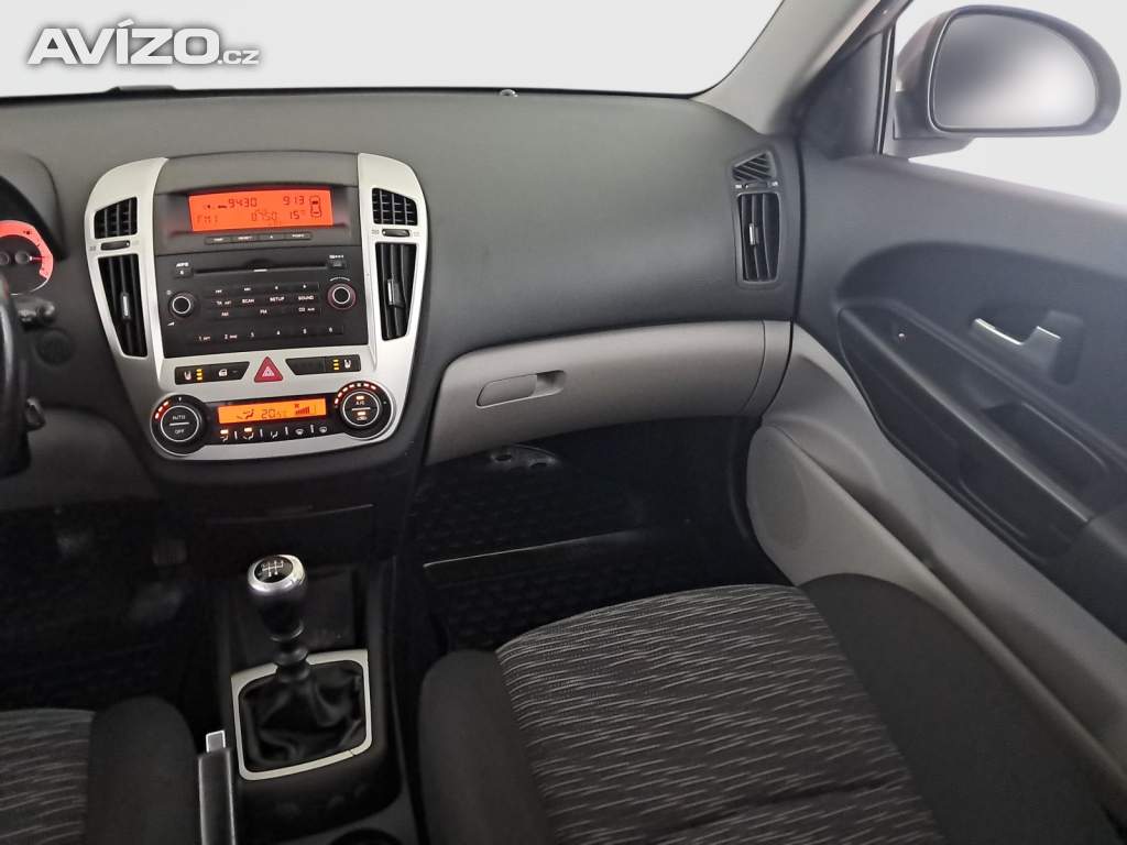 Foto inzerátu Kia Ceed 1.6 CVVT