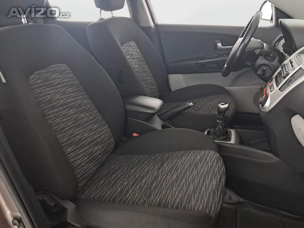 Foto inzerátu Kia Ceed 1.6 CVVT