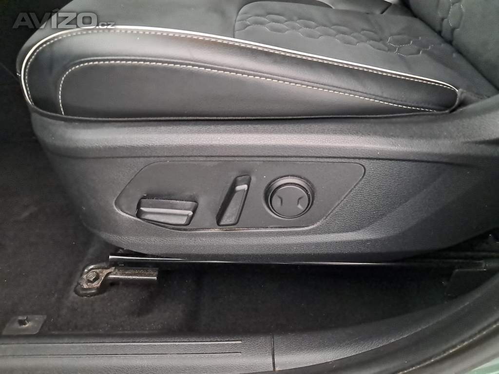 Foto inzerátu Kia Sportage 1.6 T-GDI MHEV