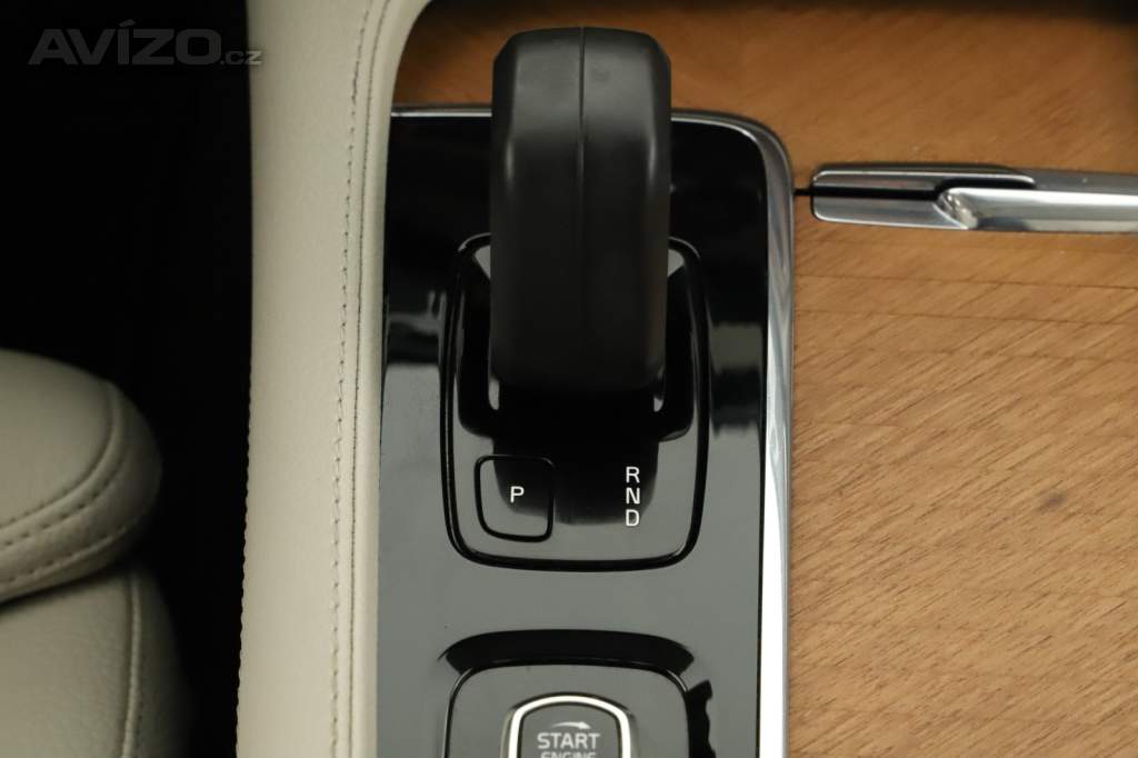 Foto inzerátu Volvo XC90 B5 AWD