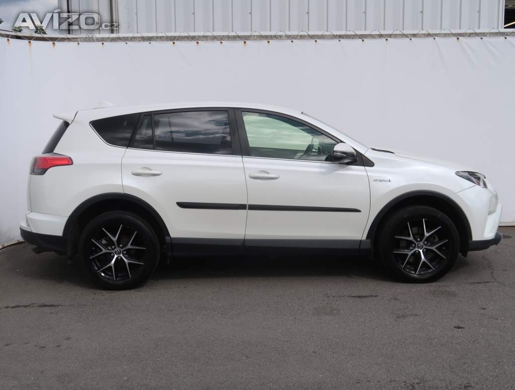 Foto inzerátu Toyota RAV 4 2.5 Hybrid