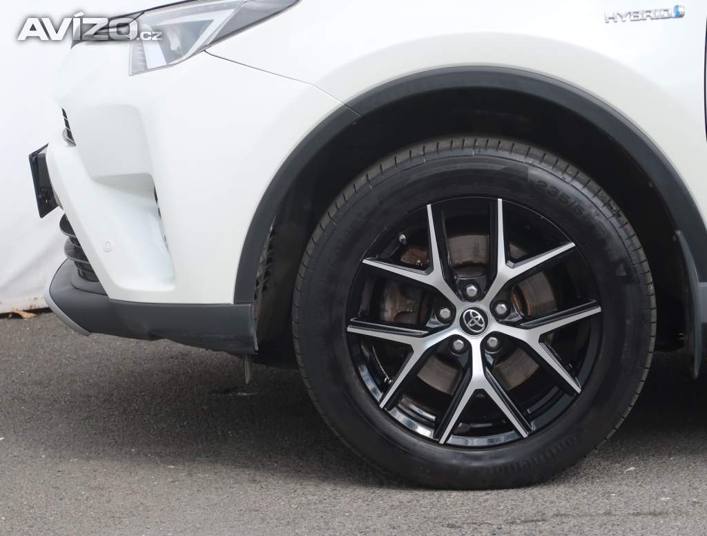 Foto inzerátu Toyota RAV 4 2.5 Hybrid