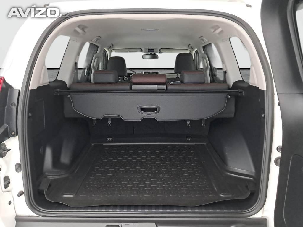 Foto inzerátu Toyota Land Cruiser 2.8 D-4D