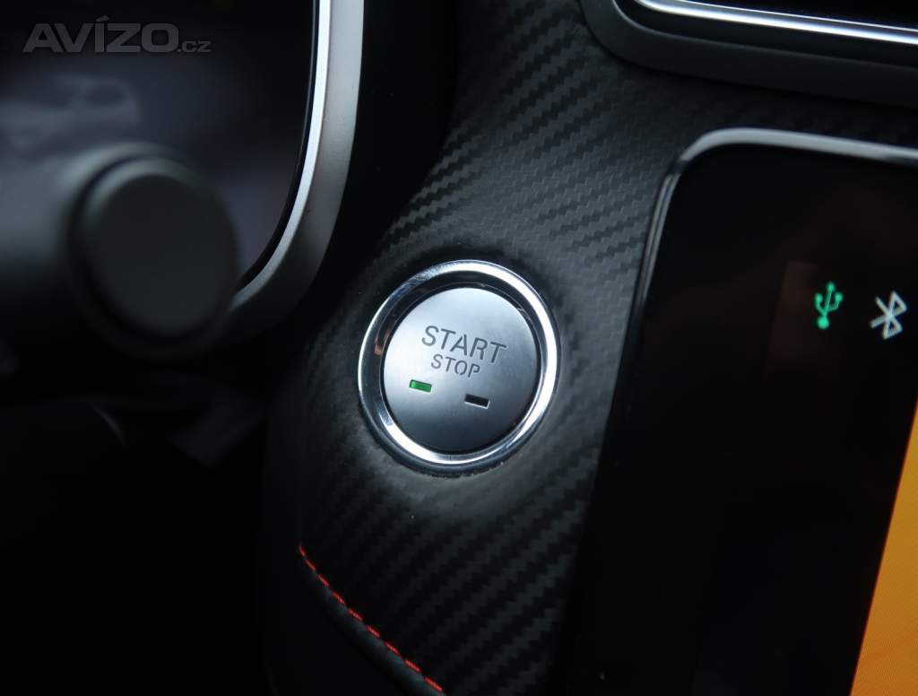 Foto inzerátu MG ZS SUV 1.0 Turbo