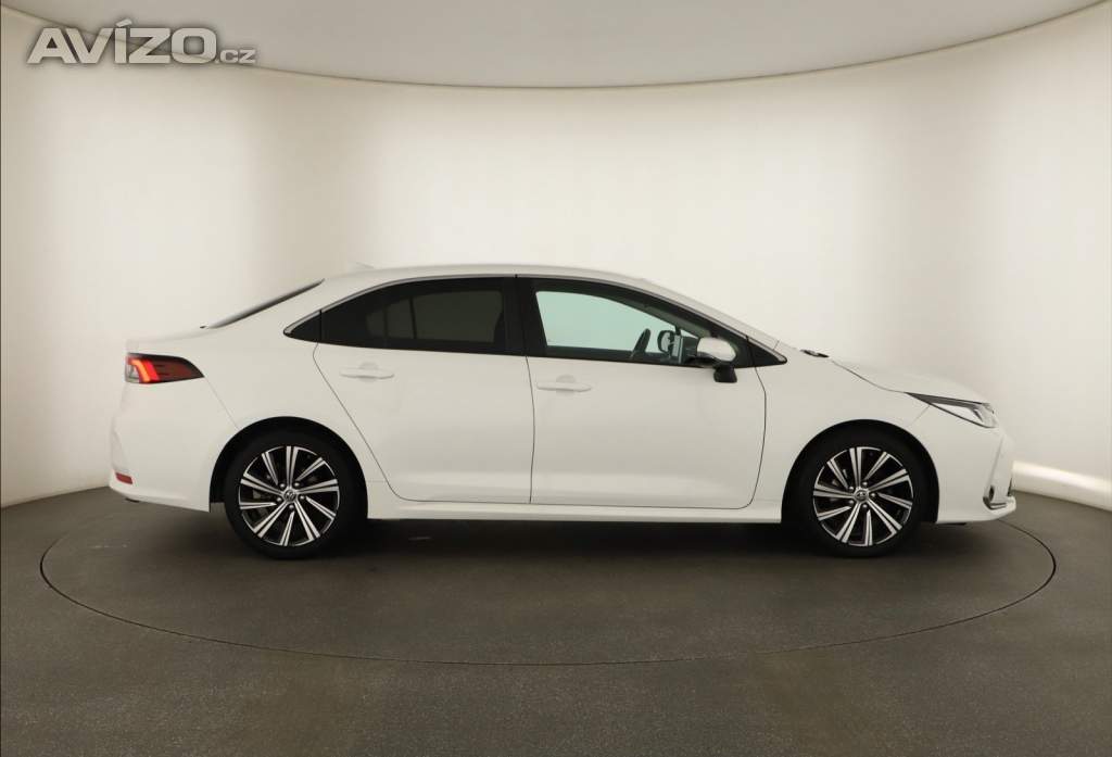 Foto inzerátu Toyota Corolla 1.5 VVT-i