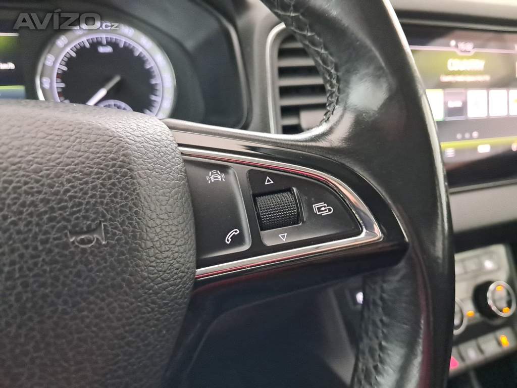 Foto inzerátu Skoda Karoq 1.6 TDI