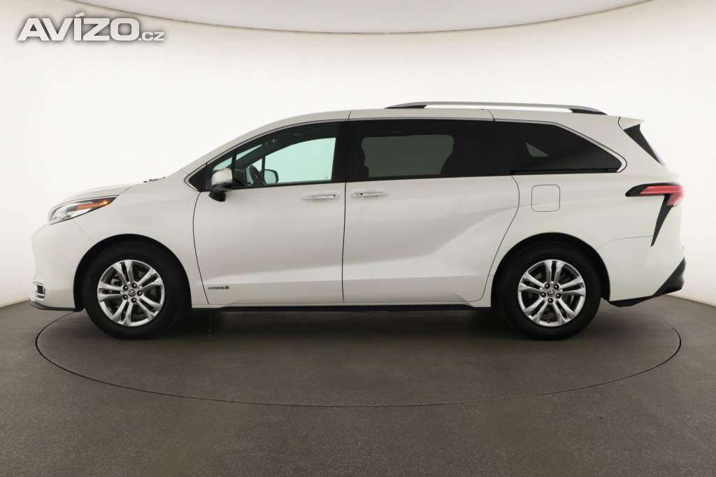 Foto inzerátu Toyota Sienna Hybrid