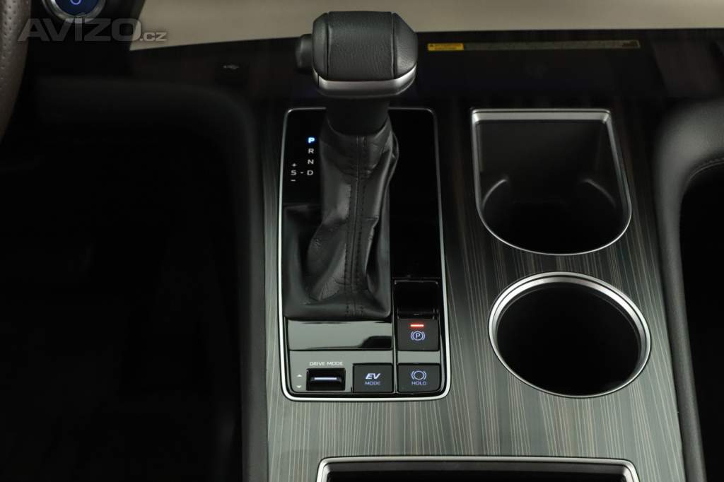 Foto inzerátu Toyota Sienna Hybrid