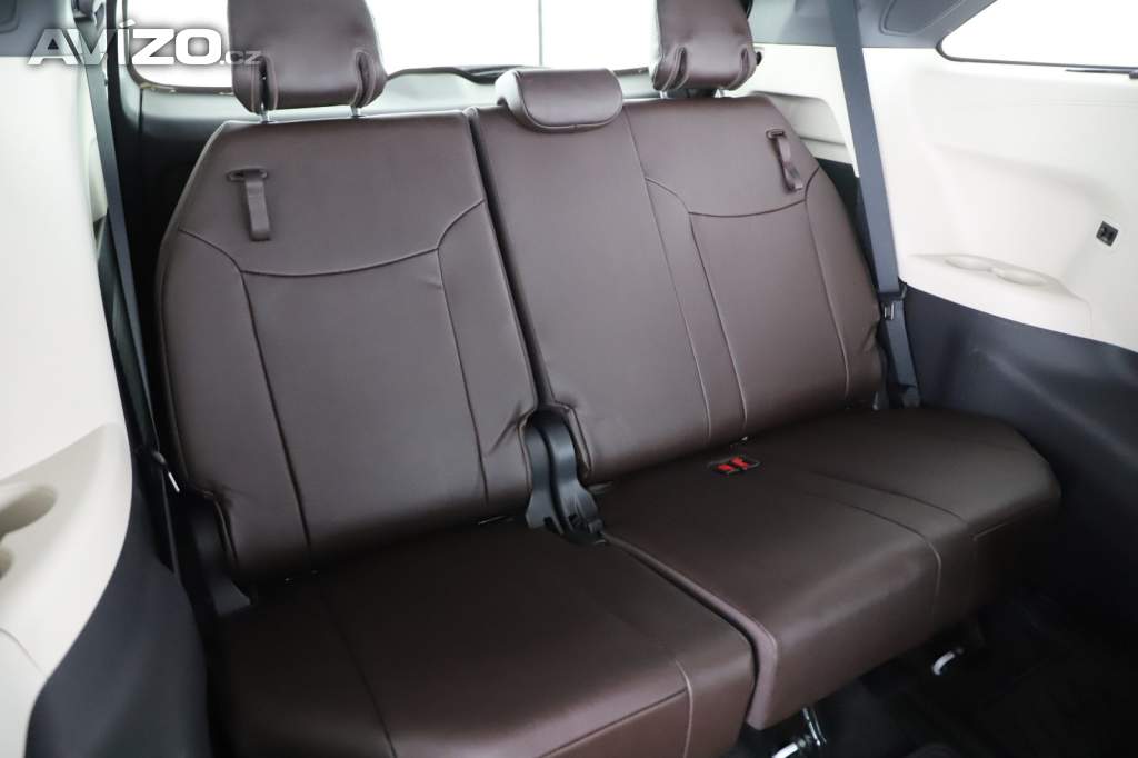 Foto inzerátu Toyota Sienna Hybrid